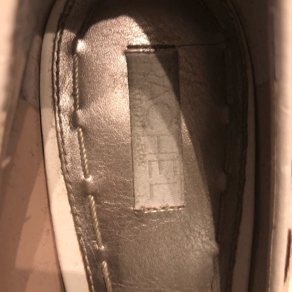 Pumps - Picture 5 of 5